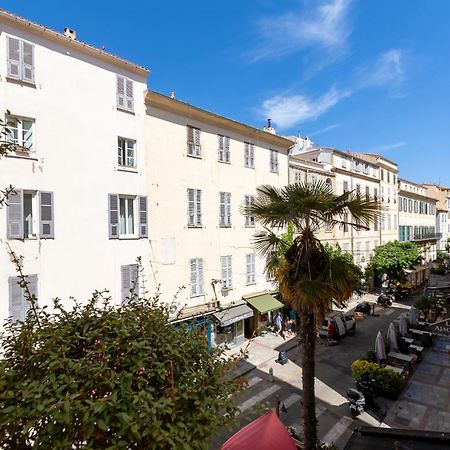 Les Suites R Bonaparte - Appartements De Standing Au Coeur De La Vieille Ville Pietonne Ajaccio  Dış mekan fotoğraf
