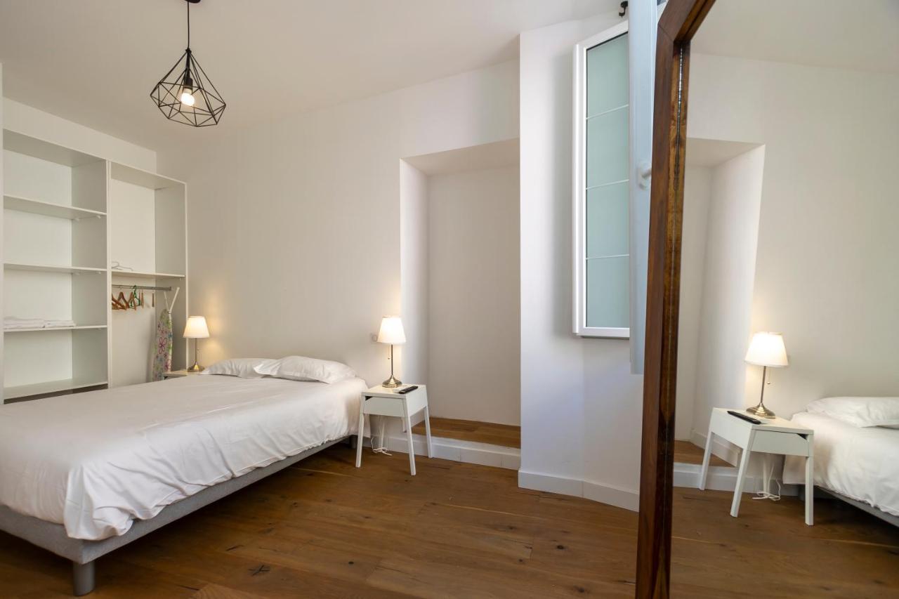 Les Suites R Bonaparte - Appartements De Standing Au Coeur De La Vieille Ville Pietonne Ajaccio  Dış mekan fotoğraf